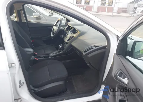 2017 Ford Focus Se z USA, uszkodzony, nr VIN 1FADP3F23HL278219
